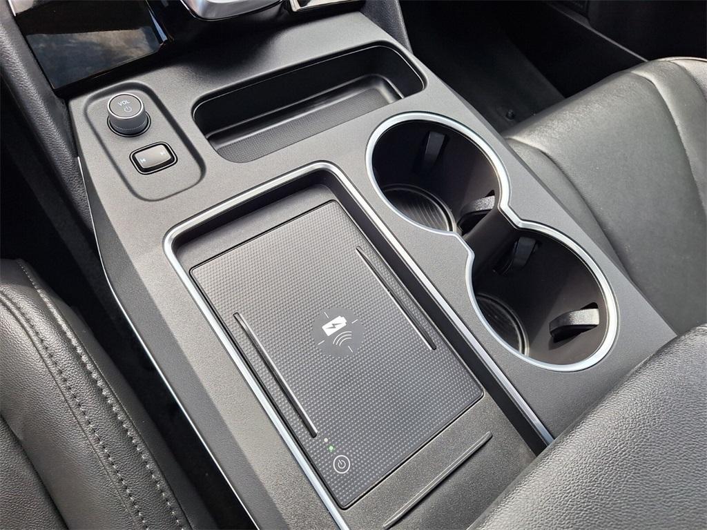 used 2025 Acura MDX car, priced at $49,237