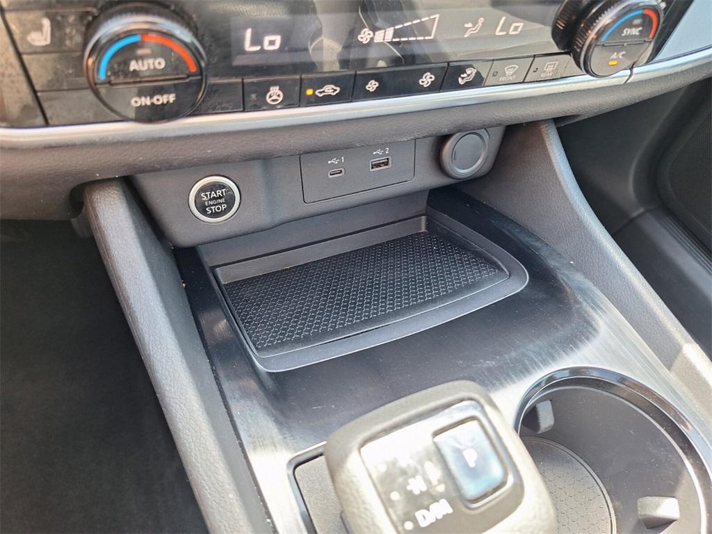 used 2021 Nissan Rogue car, priced at $21,923