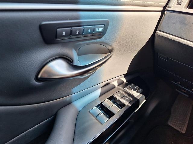used 2023 Lexus ES 350 car, priced at $40,317