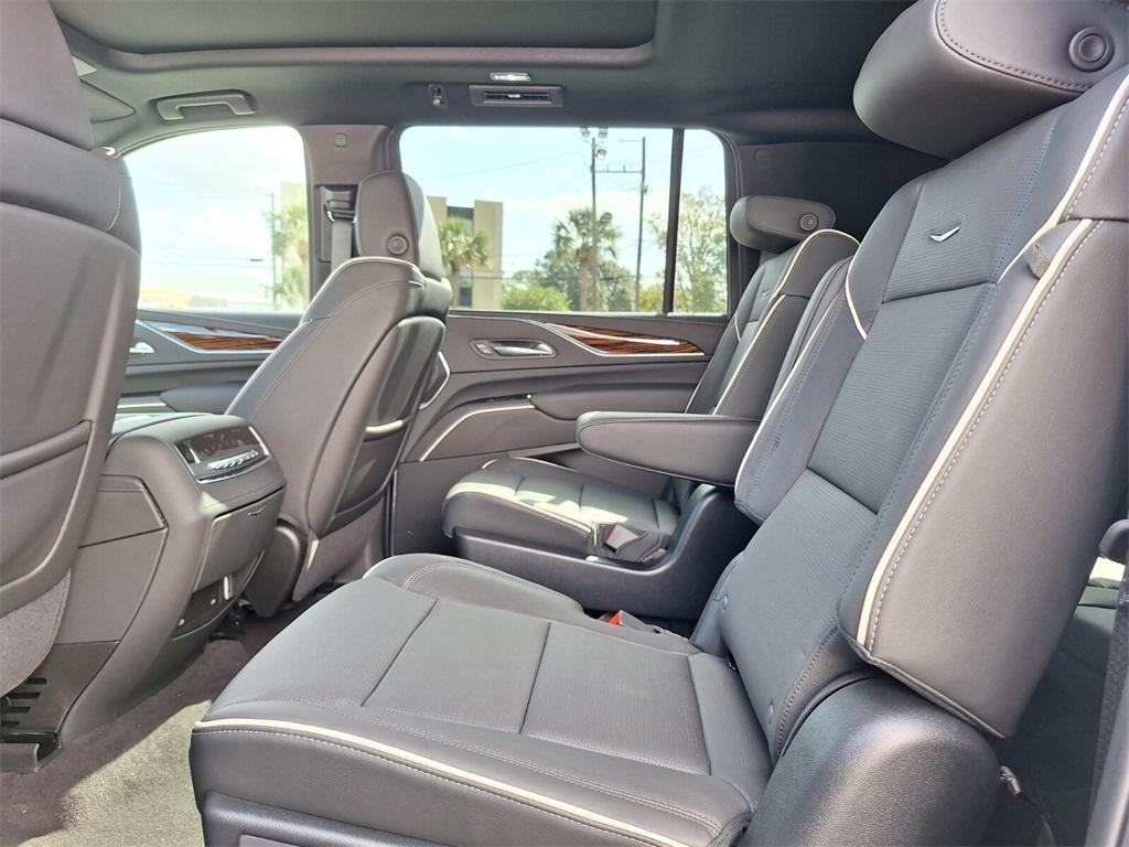 new 2024 Cadillac Escalade ESV car, priced at $102,890