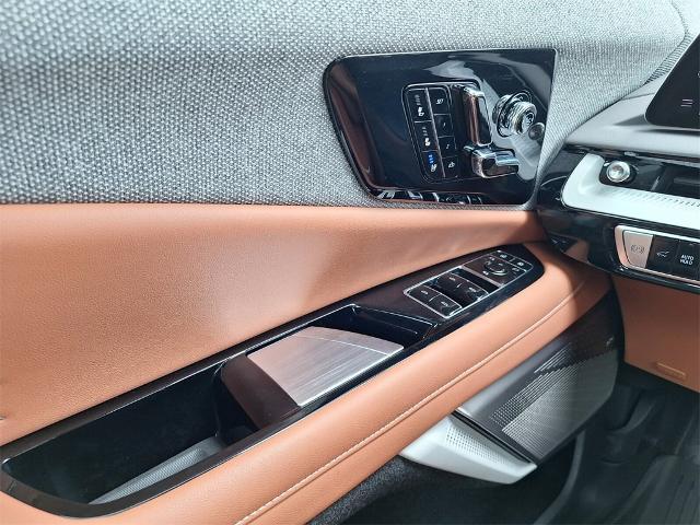 new 2025 Cadillac OPTIQ car, priced at $60,065