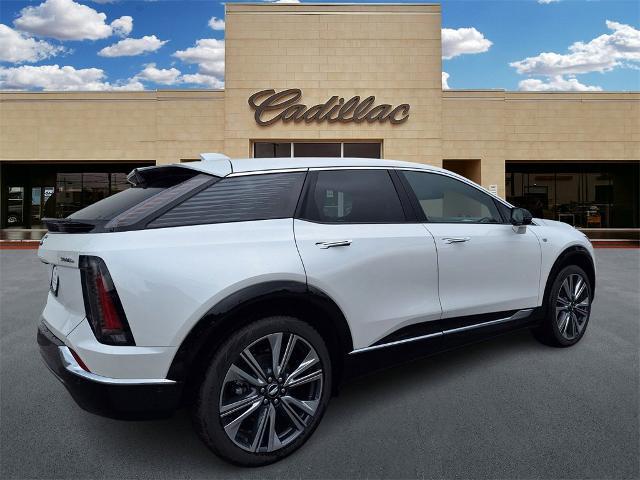 new 2025 Cadillac OPTIQ car, priced at $60,065