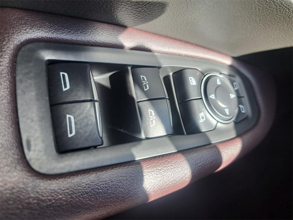 used 2021 Cadillac XT6 car, priced at $37,498
