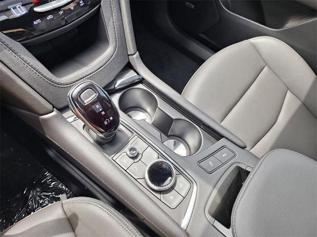 new 2025 Cadillac XT6 car, priced at $50,015