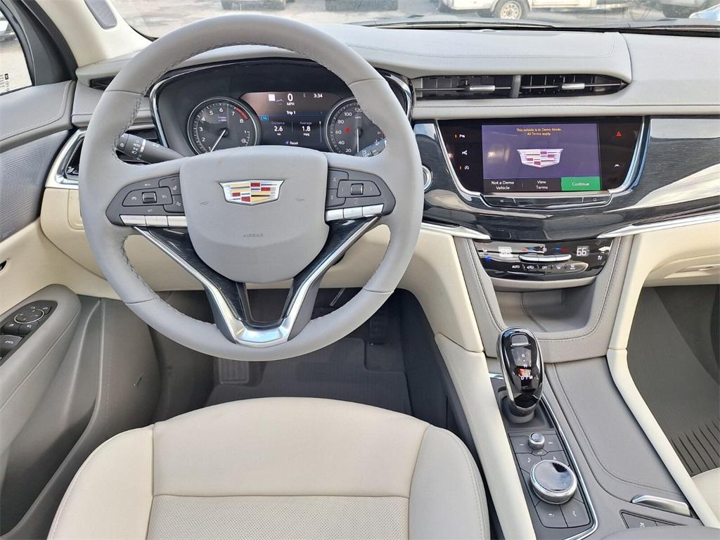 new 2025 Cadillac XT6 car, priced at $60,985