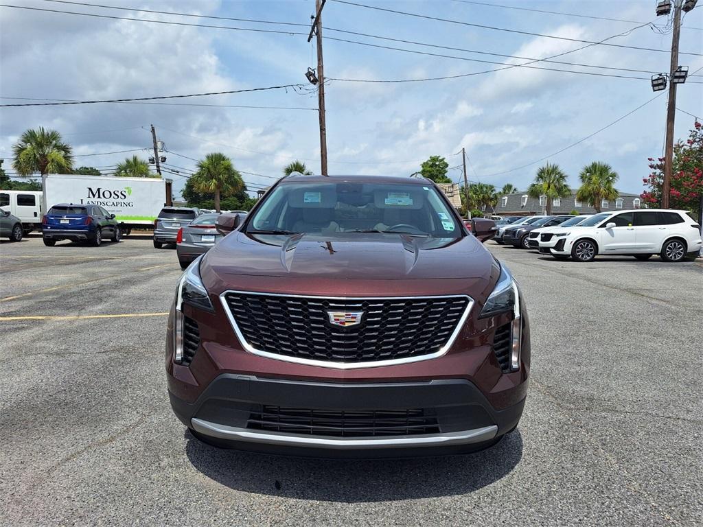 used 2022 Cadillac XT4 car, priced at $30,514