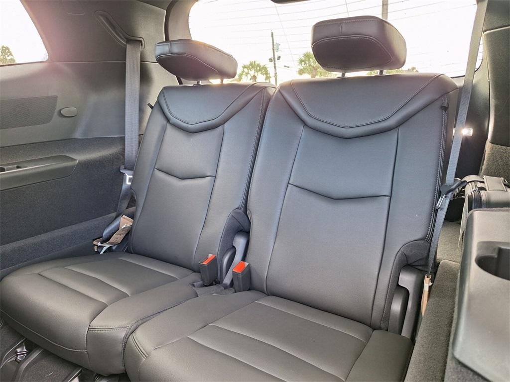 new 2025 Cadillac XT6 car, priced at $50,335