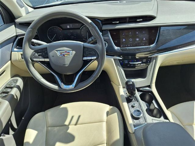 used 2024 Cadillac XT6 car, priced at $42,750
