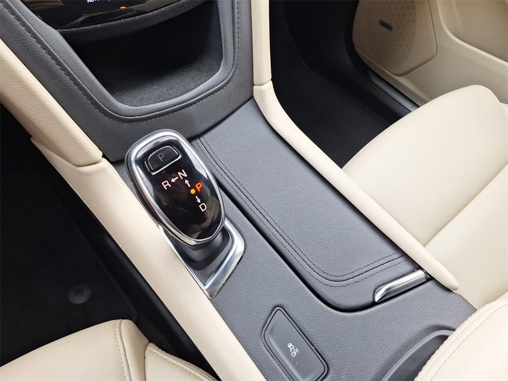 used 2019 Cadillac XT5 car, priced at $23,291