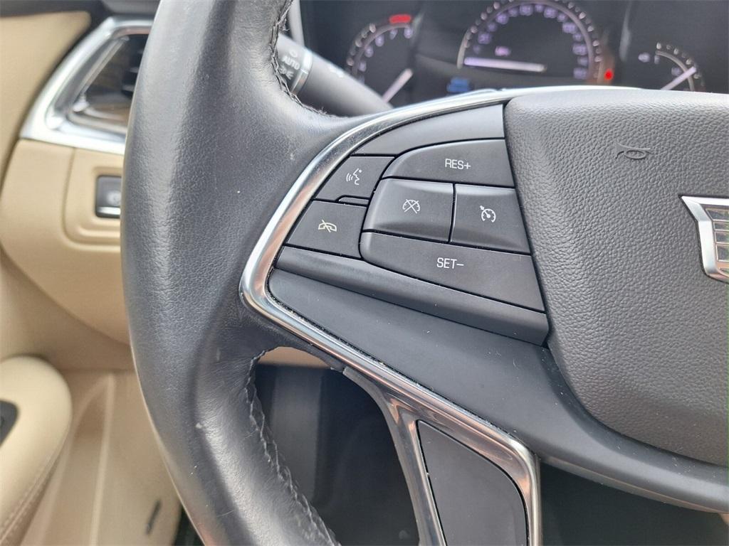 used 2019 Cadillac XT5 car, priced at $23,291
