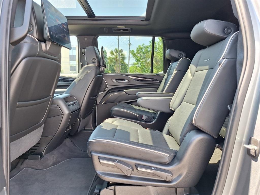 used 2023 Cadillac Escalade ESV car, priced at $84,019