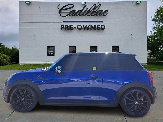 used 2019 MINI Hardtop car, priced at $22,842