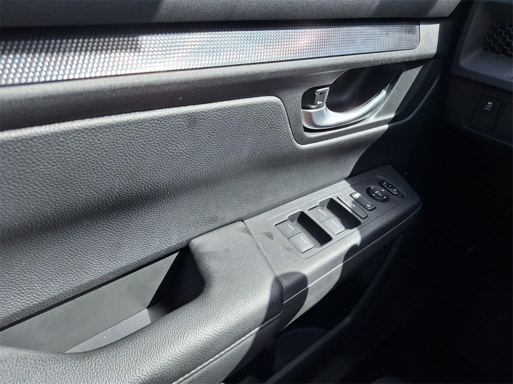 used 2023 Honda CR-V car, priced at $31,547