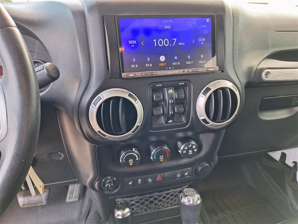 used 2016 Jeep Wrangler Unlimited car, priced at $28,702