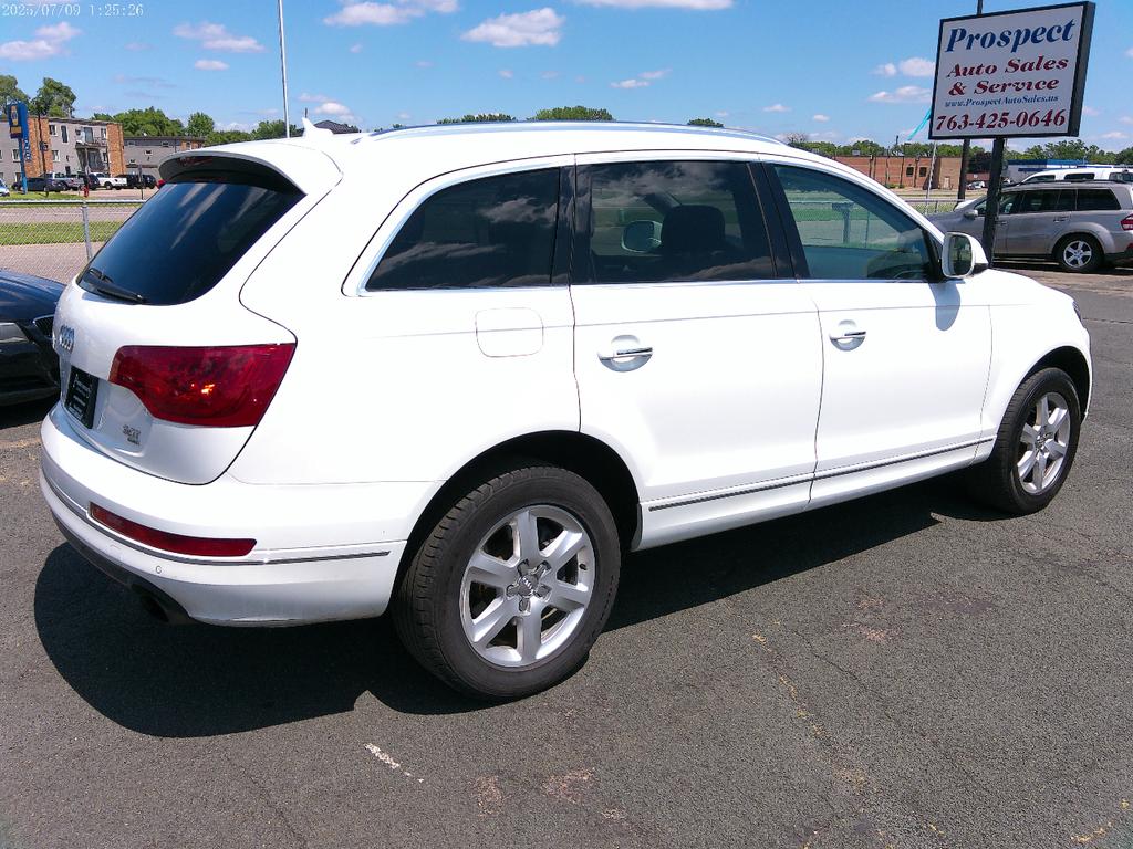used 2015 Audi Q7 car, priced at $13,900
