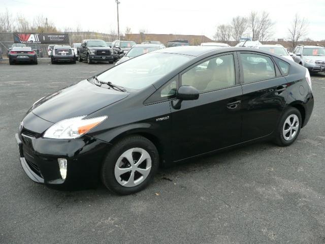 used 2013 Toyota Prius car, priced at $11,900