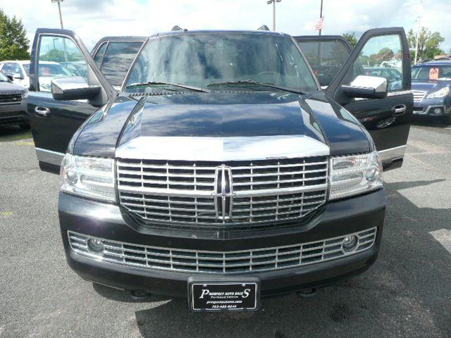 used 2014 Lincoln Navigator car, priced at $11,500