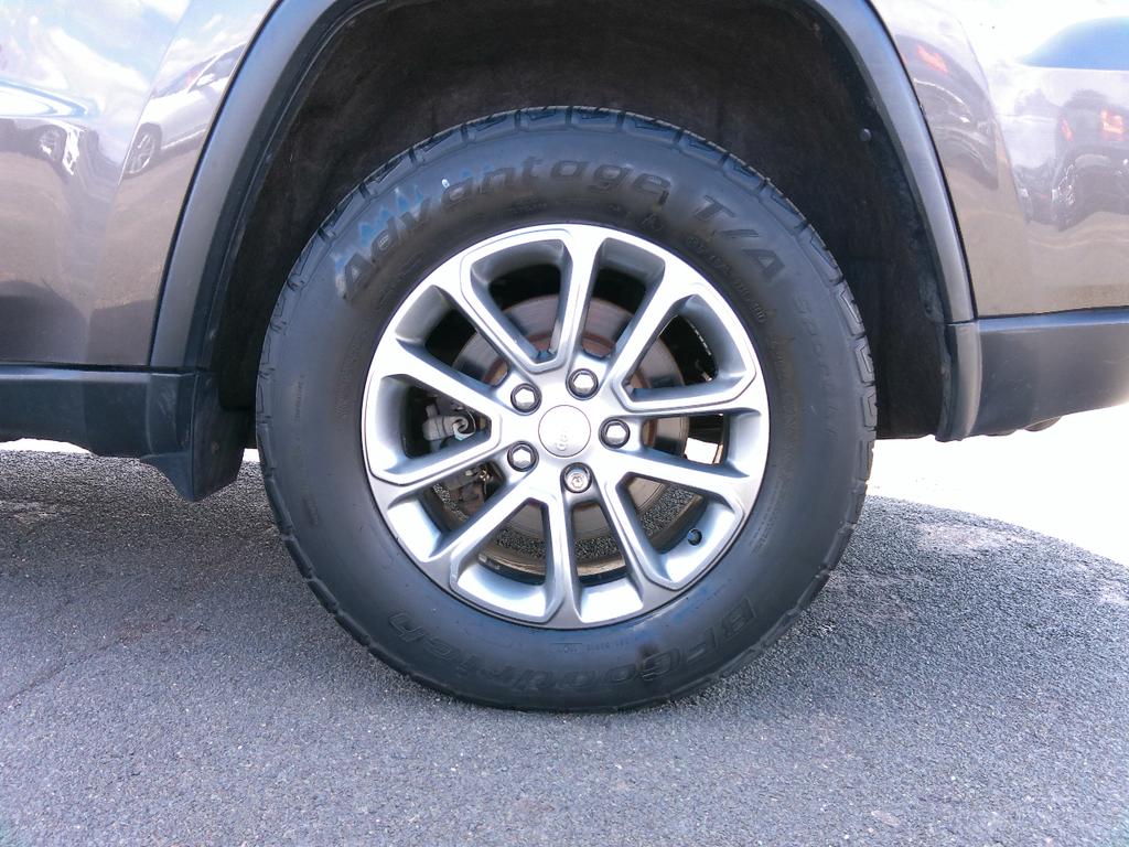 used 2014 Jeep Grand Cherokee car, priced at $11,900