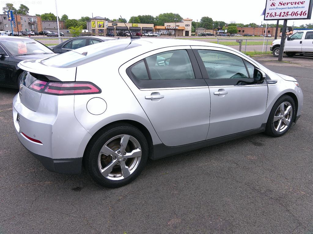 used 2014 Chevrolet Volt car, priced at $5,900