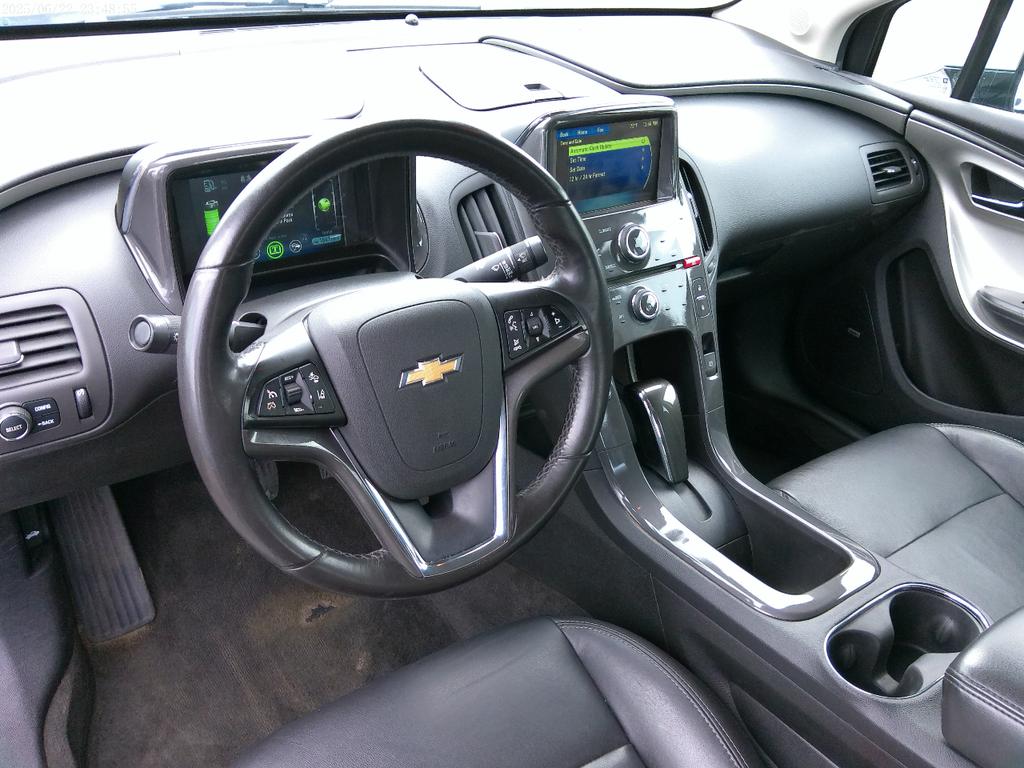 used 2014 Chevrolet Volt car, priced at $5,900