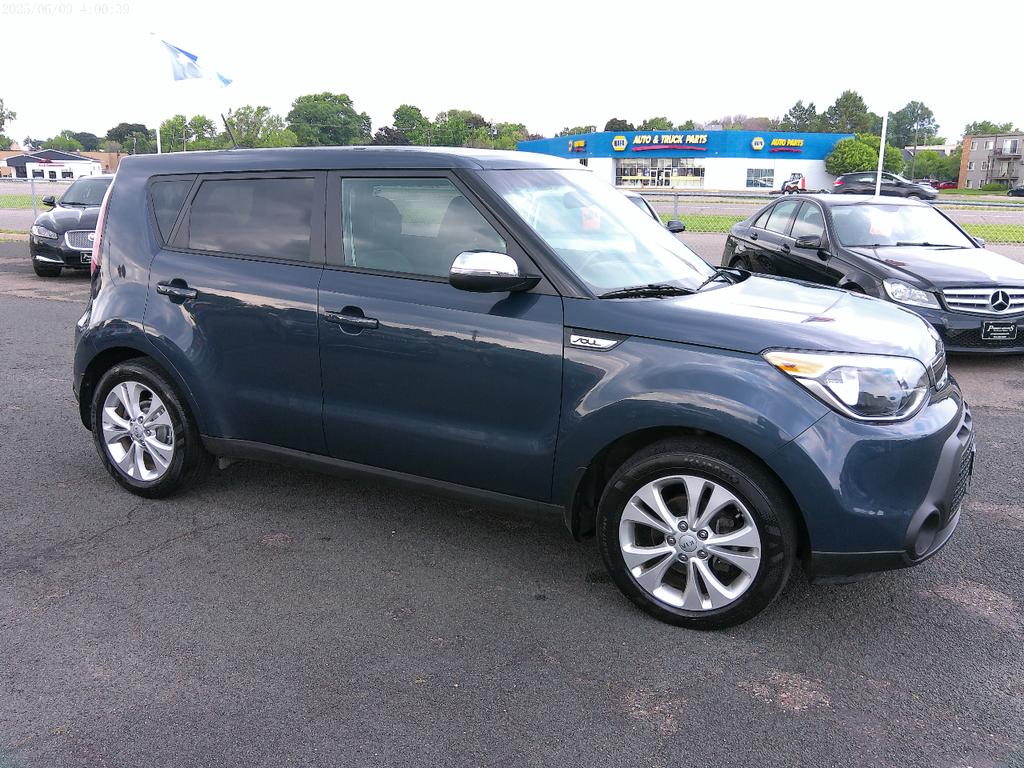 used 2014 Kia Soul car, priced at $8,900