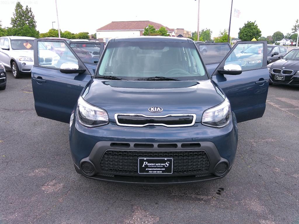 used 2014 Kia Soul car, priced at $8,900