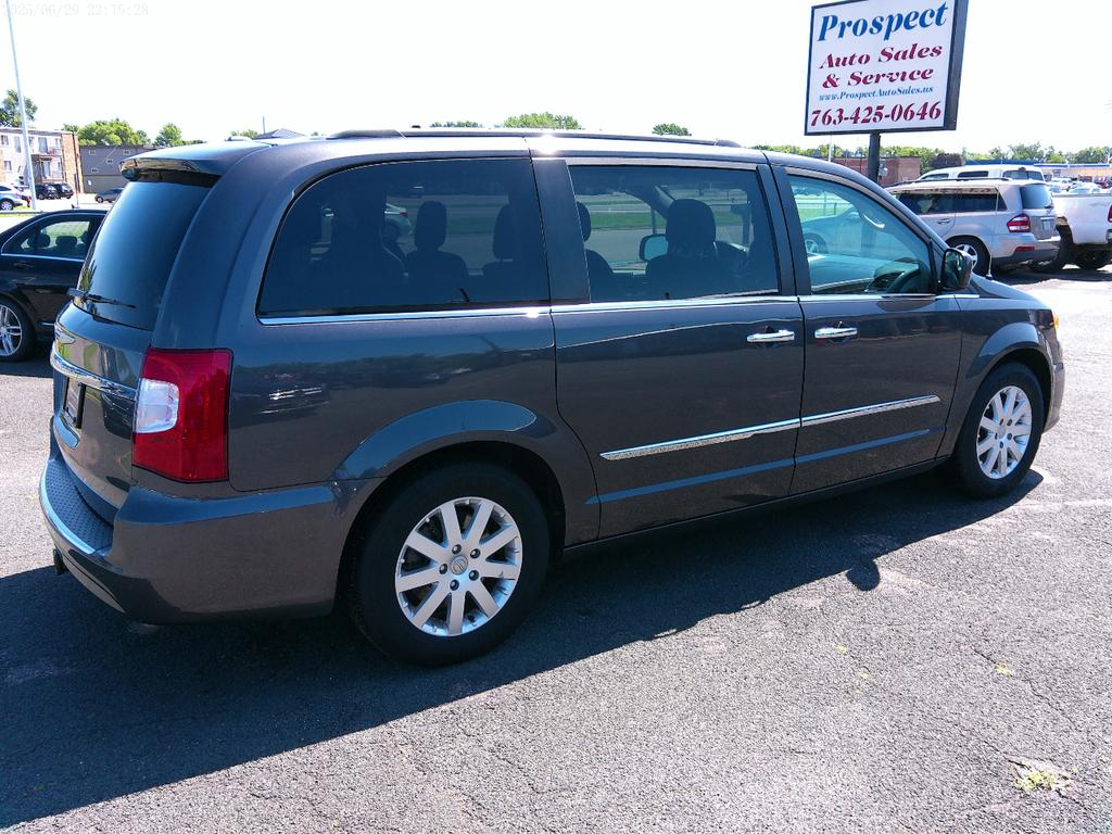 used 2016 Chrysler Town & Country car, priced at $9,900