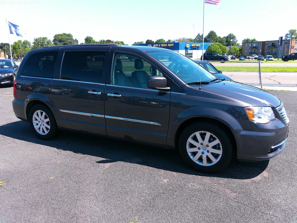used 2016 Chrysler Town & Country car, priced at $9,900