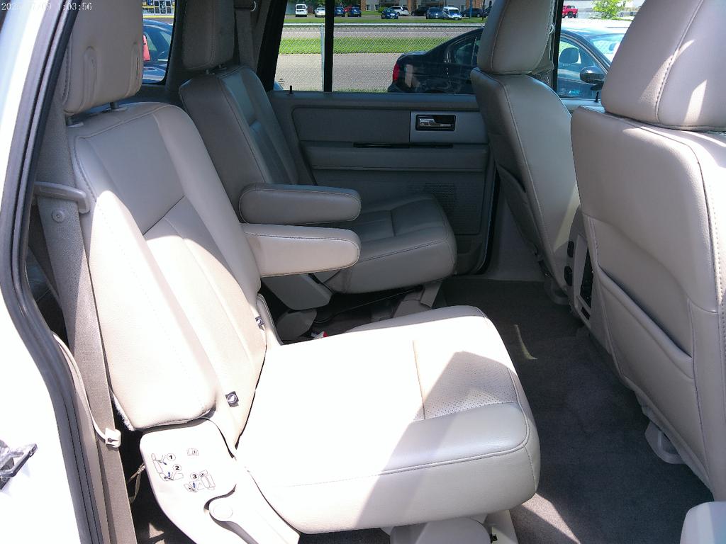 used 2014 Ford Expedition EL car, priced at $10,900