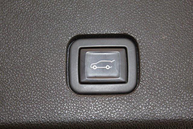 used 2021 Cadillac XT6 car, priced at $32,490