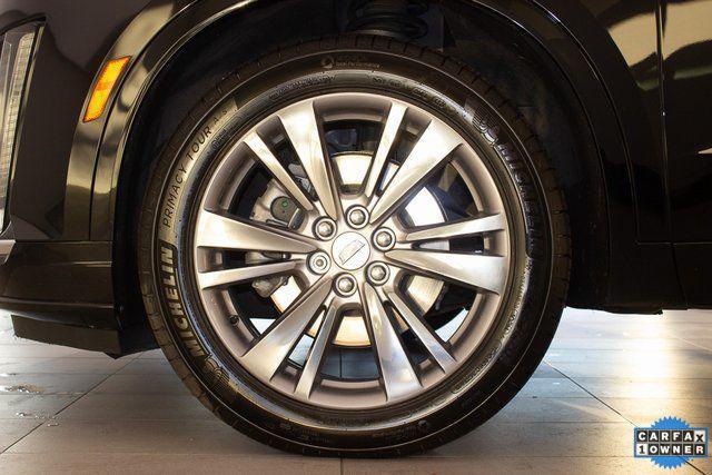 used 2025 Cadillac XT6 car, priced at $43,490