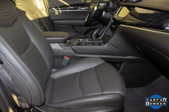 used 2025 Cadillac XT6 car, priced at $46,790
