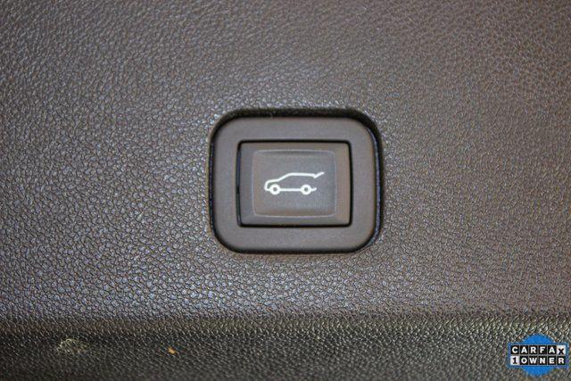 used 2025 Cadillac XT6 car, priced at $41,879