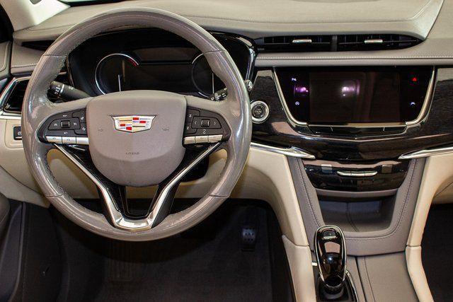 used 2022 Cadillac XT6 car, priced at $36,790