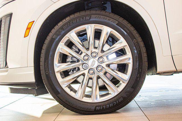 used 2022 Cadillac XT6 car, priced at $36,790