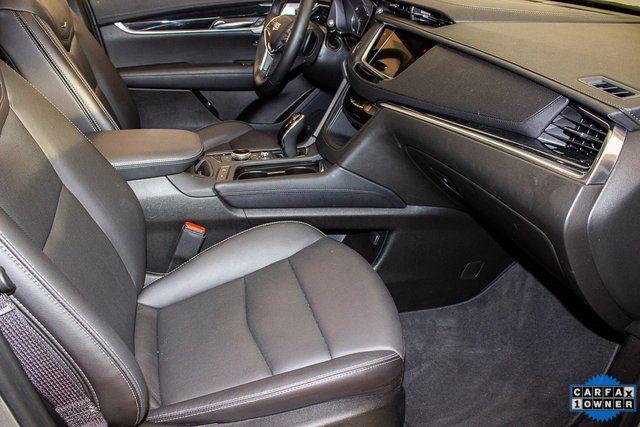 used 2025 Cadillac XT5 car, priced at $41,990