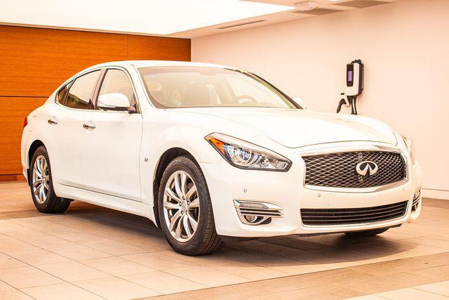 used 2015 INFINITI Q70 car, priced at $15,790