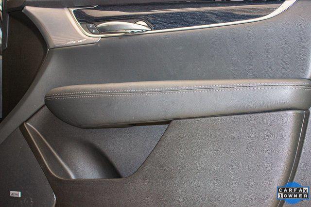 used 2025 Cadillac XT5 car, priced at $42,490