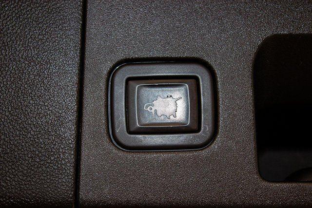 used 2021 Cadillac XT5 car, priced at $22,990