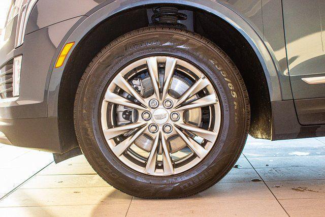 used 2021 Cadillac XT5 car, priced at $22,990