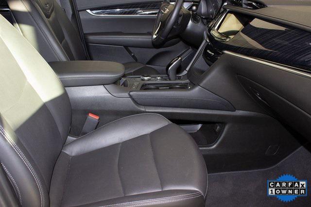 used 2025 Cadillac XT6 car, priced at $45,990