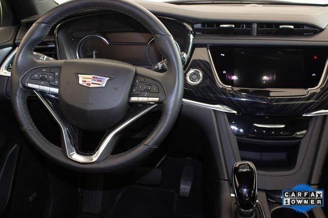 used 2025 Cadillac XT6 car, priced at $45,990