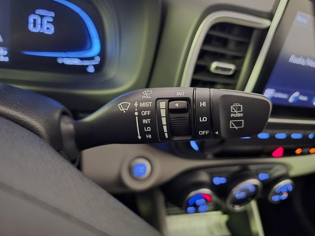 new 2025 Hyundai Venue car, priced at $23,550