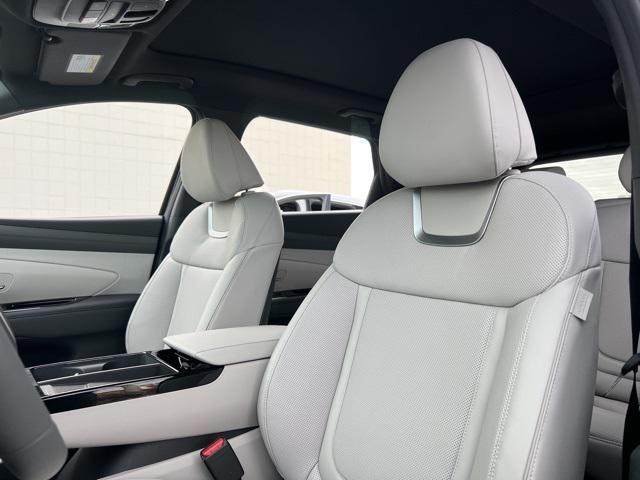 new 2026 Hyundai TUCSON Hybrid car, priced at $41,760