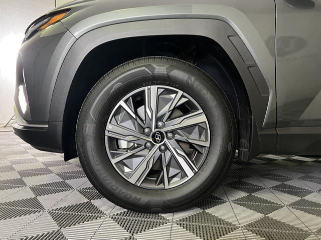 used 2024 Hyundai TUCSON Hybrid car, priced at $27,833