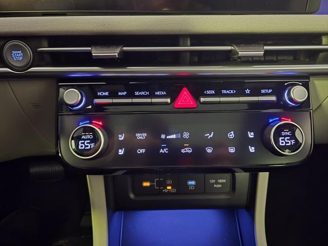 new 2025 Hyundai TUCSON Hybrid car, priced at $42,110