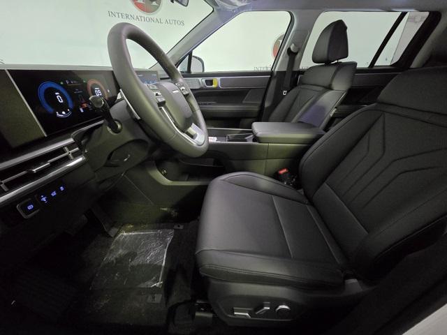 new 2025 Hyundai Santa Fe car, priced at $38,314