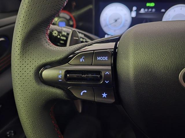 new 2025 Hyundai Elantra car, priced at $28,950