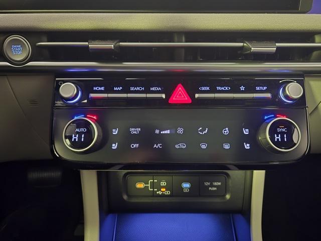 new 2025 Hyundai TUCSON Hybrid car, priced at $42,110