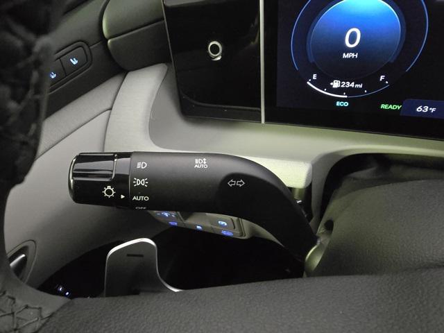 new 2025 Hyundai TUCSON Hybrid car, priced at $42,245